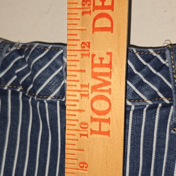 Judy Blue Blue & White Striped Super Flare Raw Hem Jeans Womens Size 16W - Picture 14 of 16